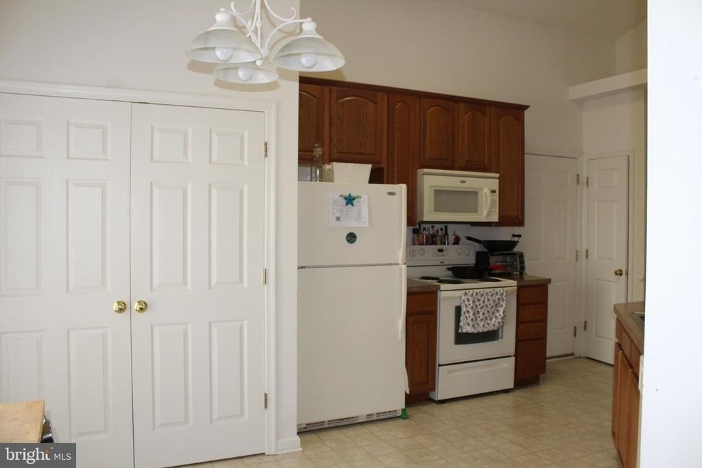 211 Dogwood Avenue - Photo 3