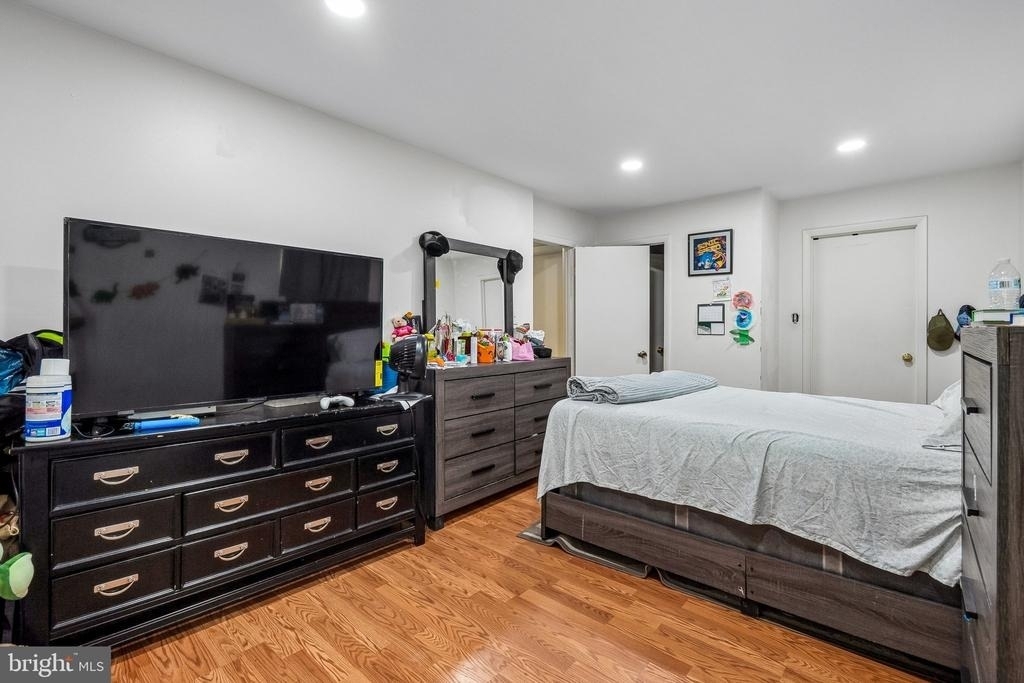 13911 Mapledale Avenue - Photo 10