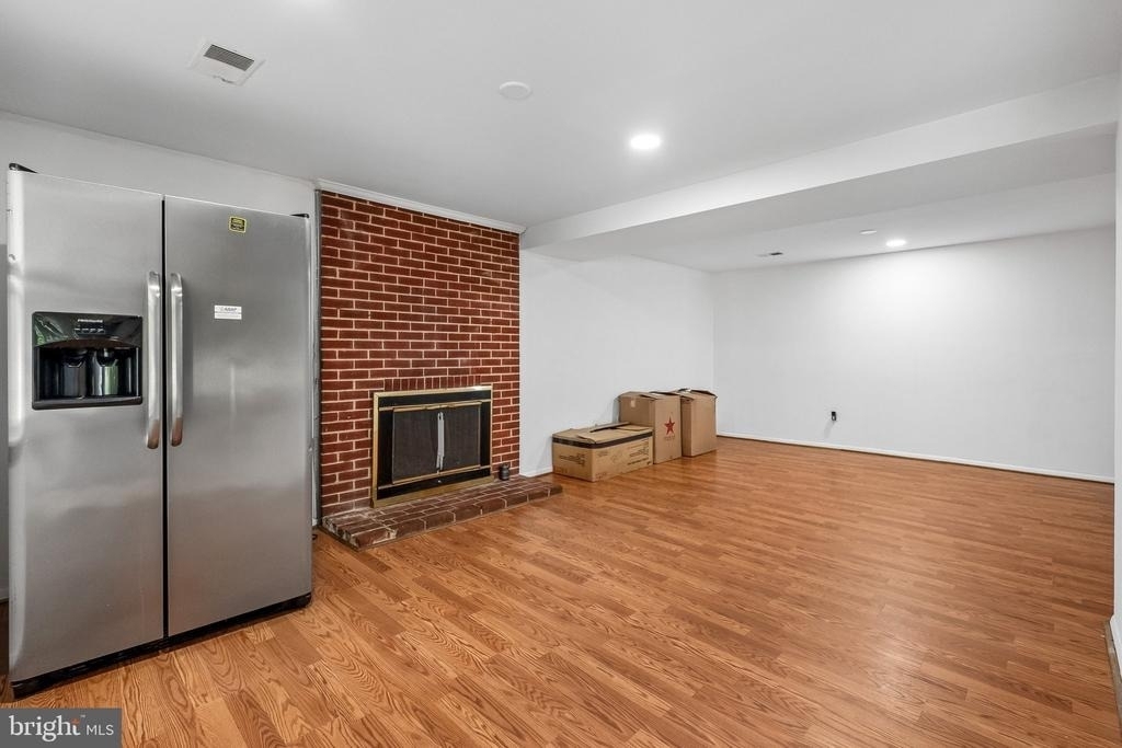 13911 Mapledale Avenue - Photo 18