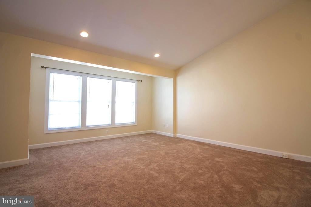 16493 Steerage Circle - Photo 20