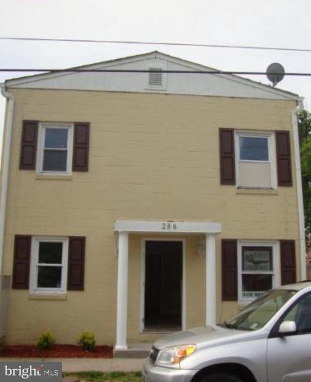 286 4th Avenue - Photo 0