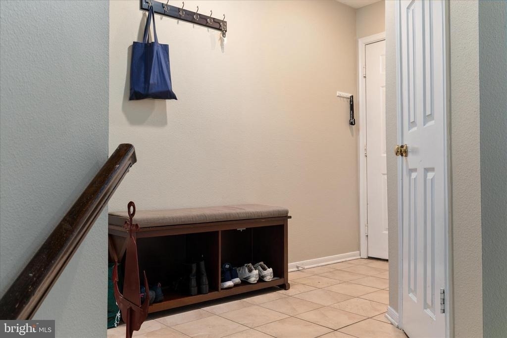 664 Gateway Drive Se - Photo 2