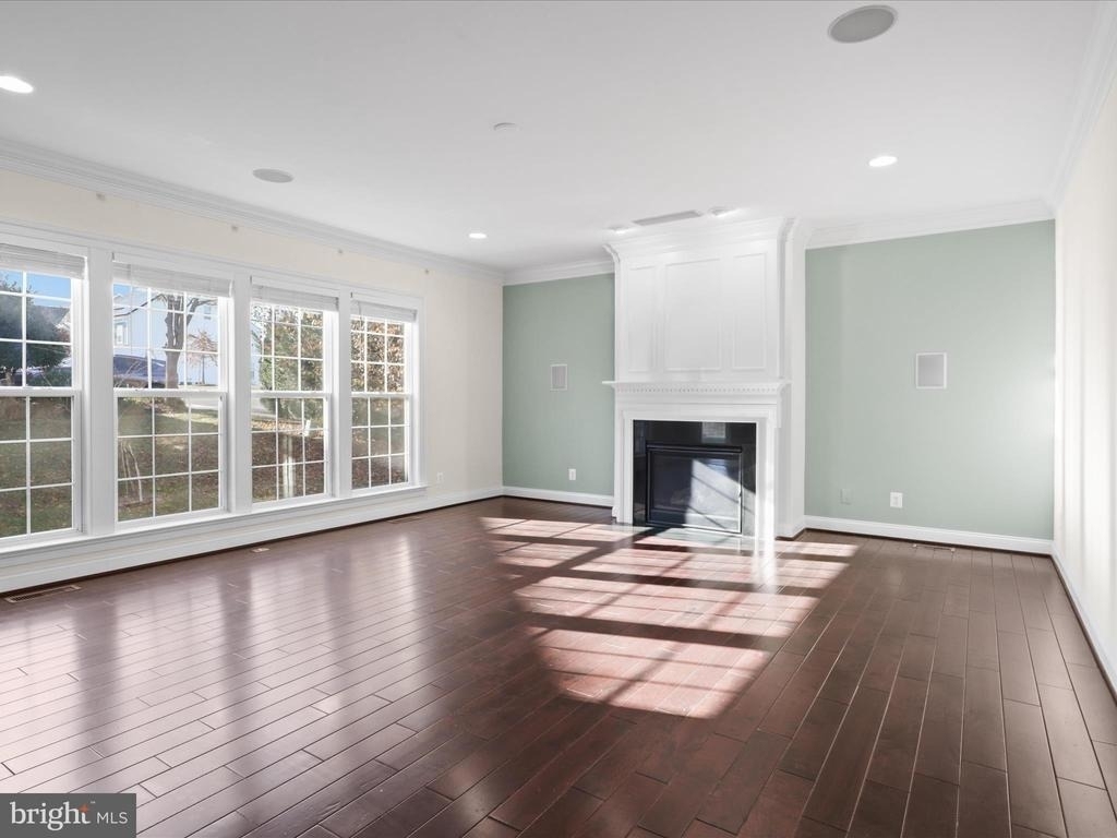 43527 Loudoun Barn Way - Photo 4