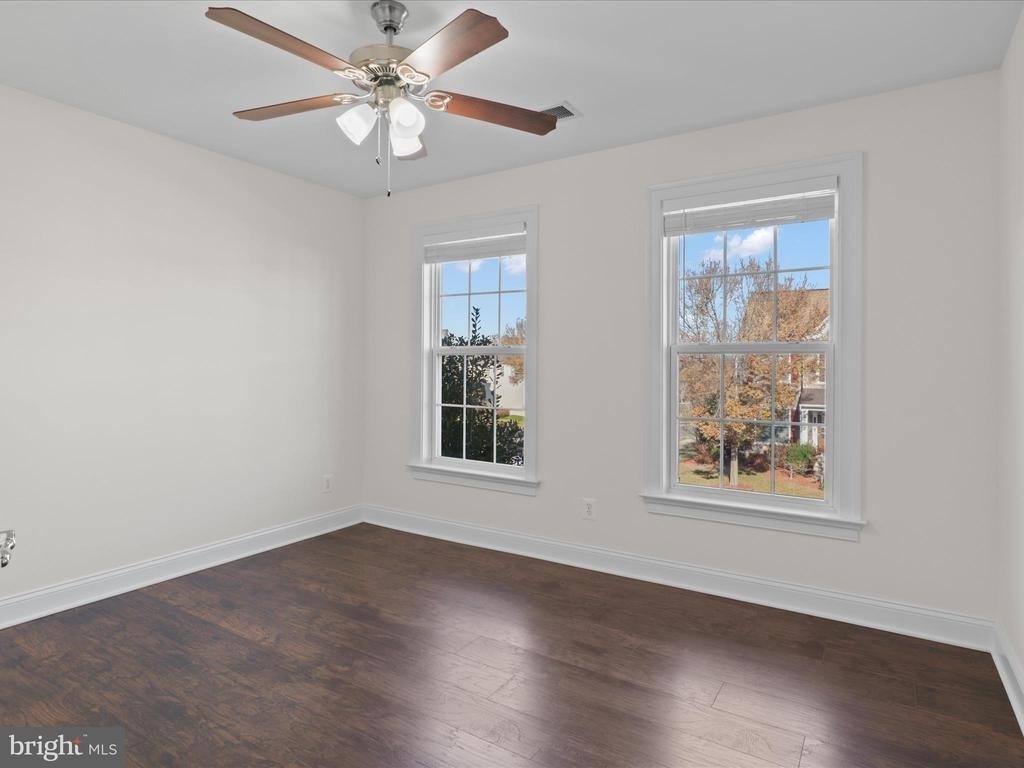 43527 Loudoun Barn Way - Photo 14