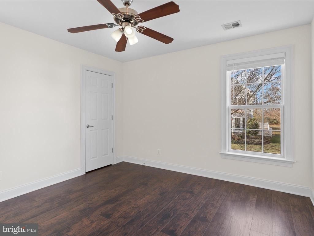43527 Loudoun Barn Way - Photo 11