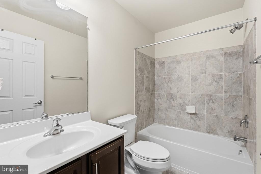 20661 Erskine Terrace - Photo 36