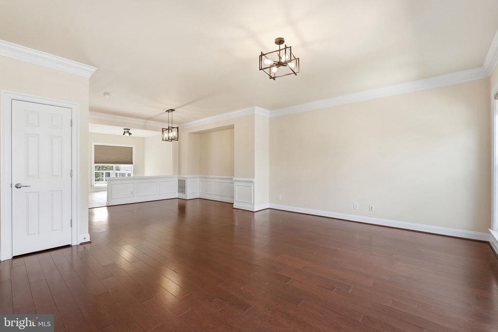 20661 Erskine Terrace - Photo 12