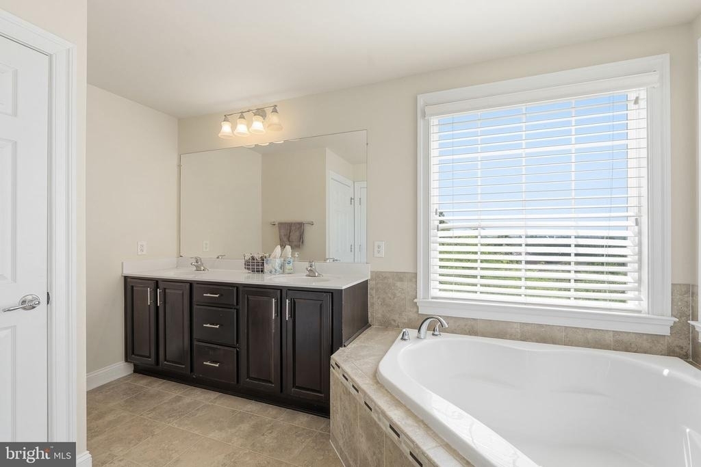 20661 Erskine Terrace - Photo 26