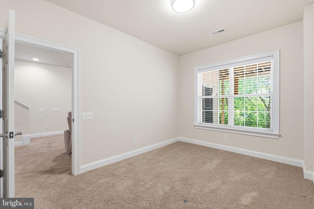 20661 Erskine Terrace - Photo 35
