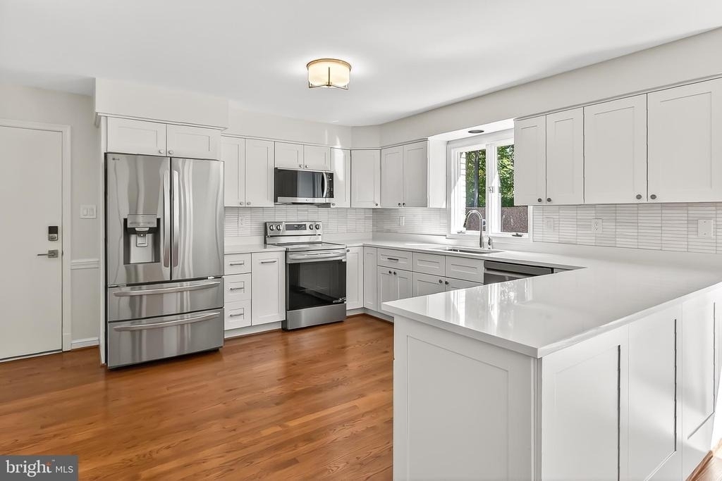 6294 Dunaway Court - Photo 15