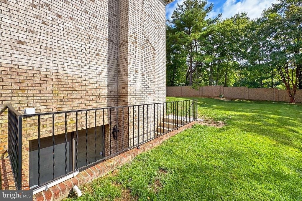 6294 Dunaway Court - Photo 72