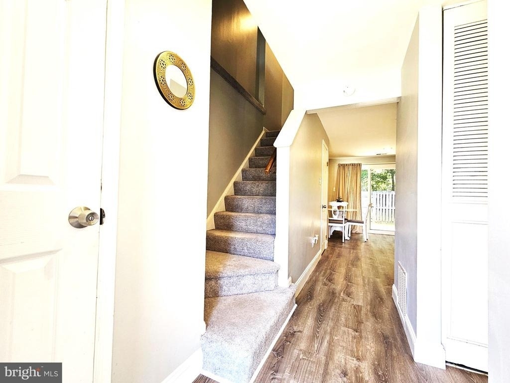 6902 Villa Del Rey Court - Photo 1