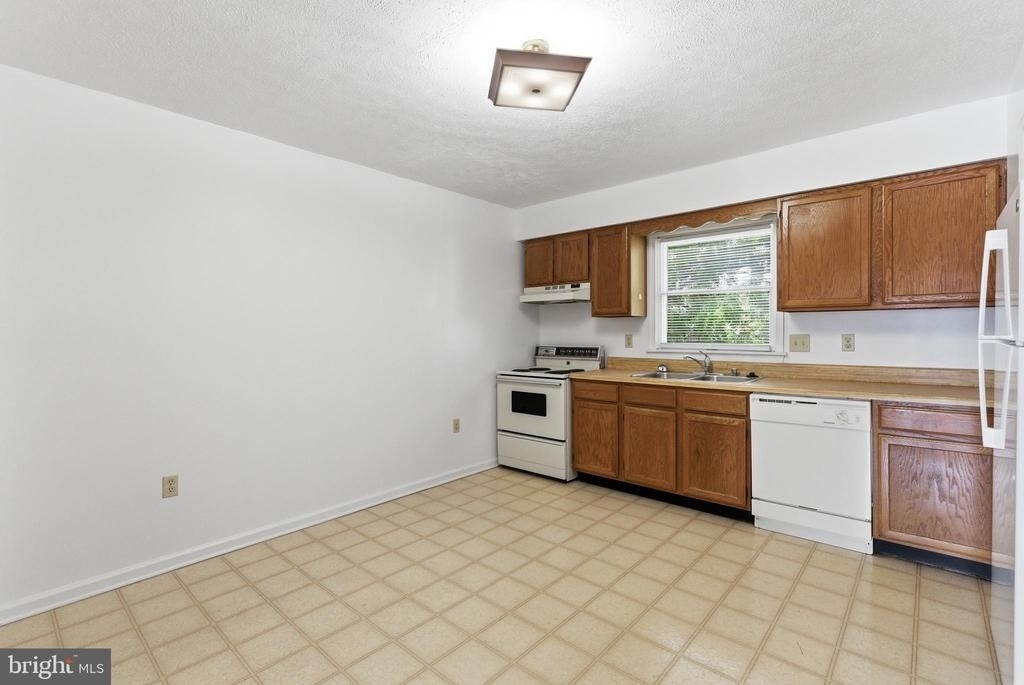 830 Locust Street - Photo 5