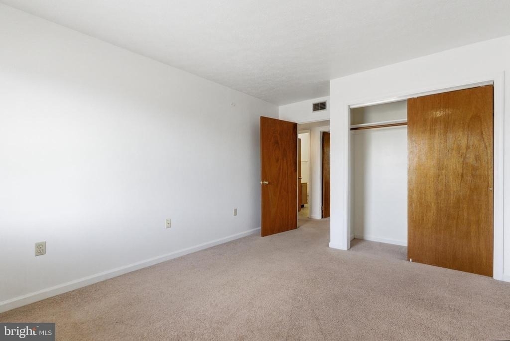 830 Locust Street - Photo 13