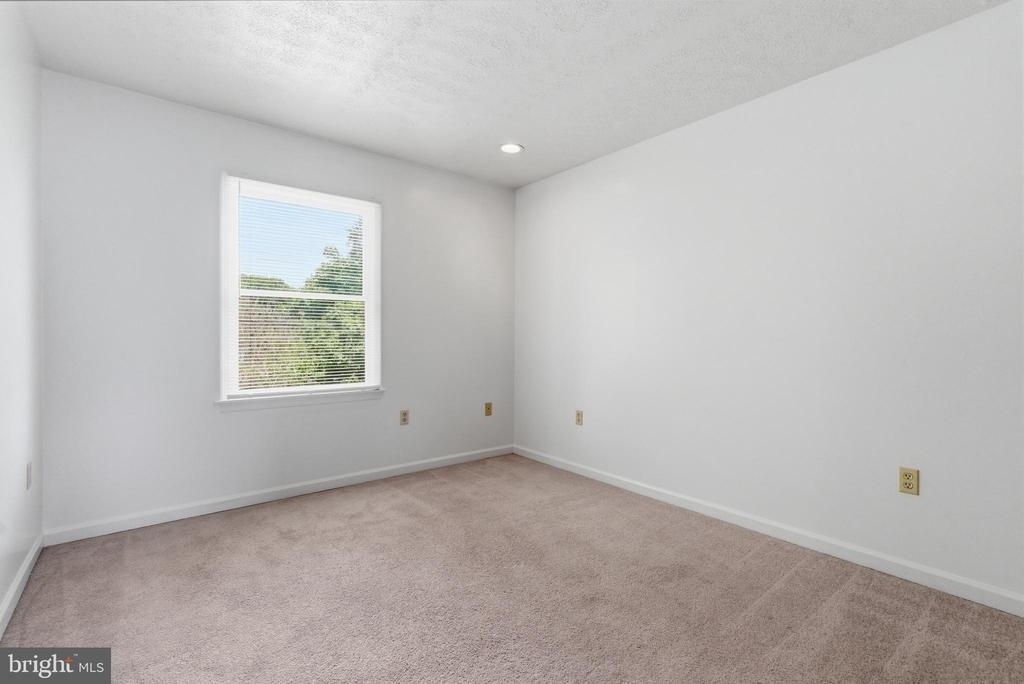 820 Locust Street - Photo 13