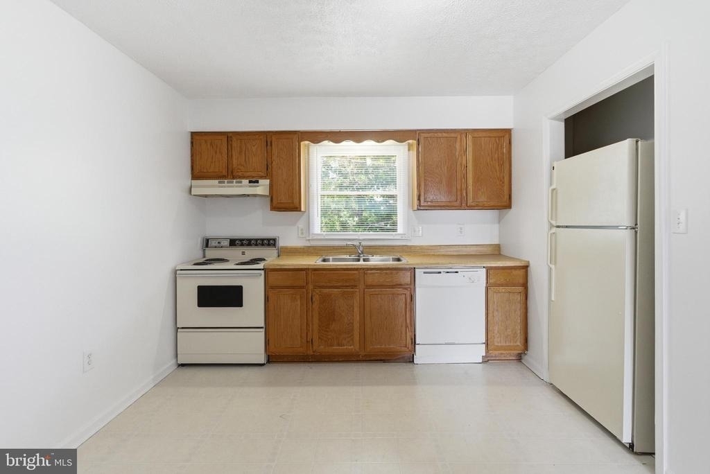 820 Locust Street - Photo 6