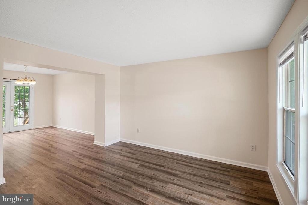 206 Emily Lane - Photo 5