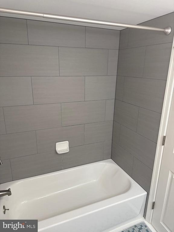 380 Broadview Avenue - Photo 8