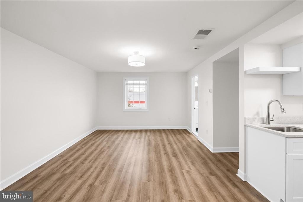380 Broadview Avenue - Photo 6