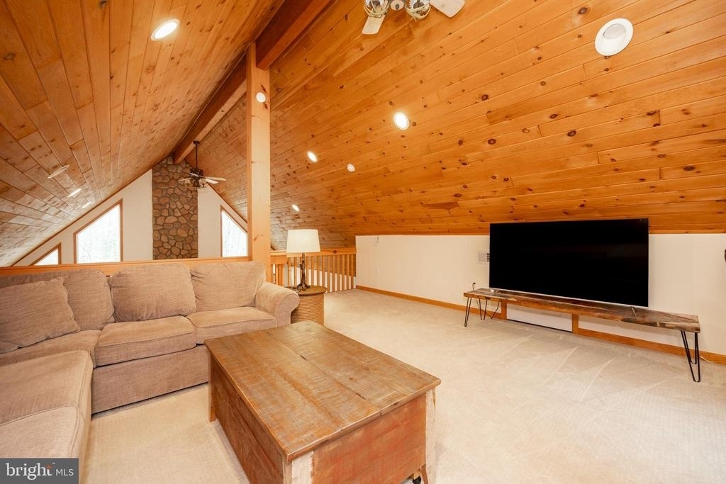 1212 Acacia - Photo 16
