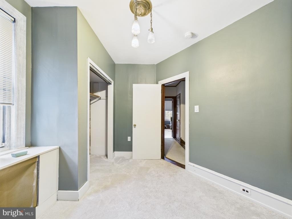 4635 Spruce Street - Photo 5