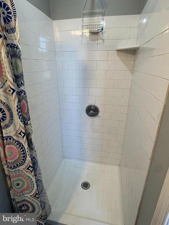 6500 Haverford Avenue - Photo 9