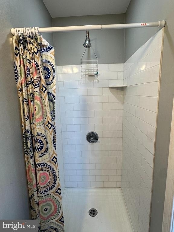 6500 Haverford Avenue - Photo 8