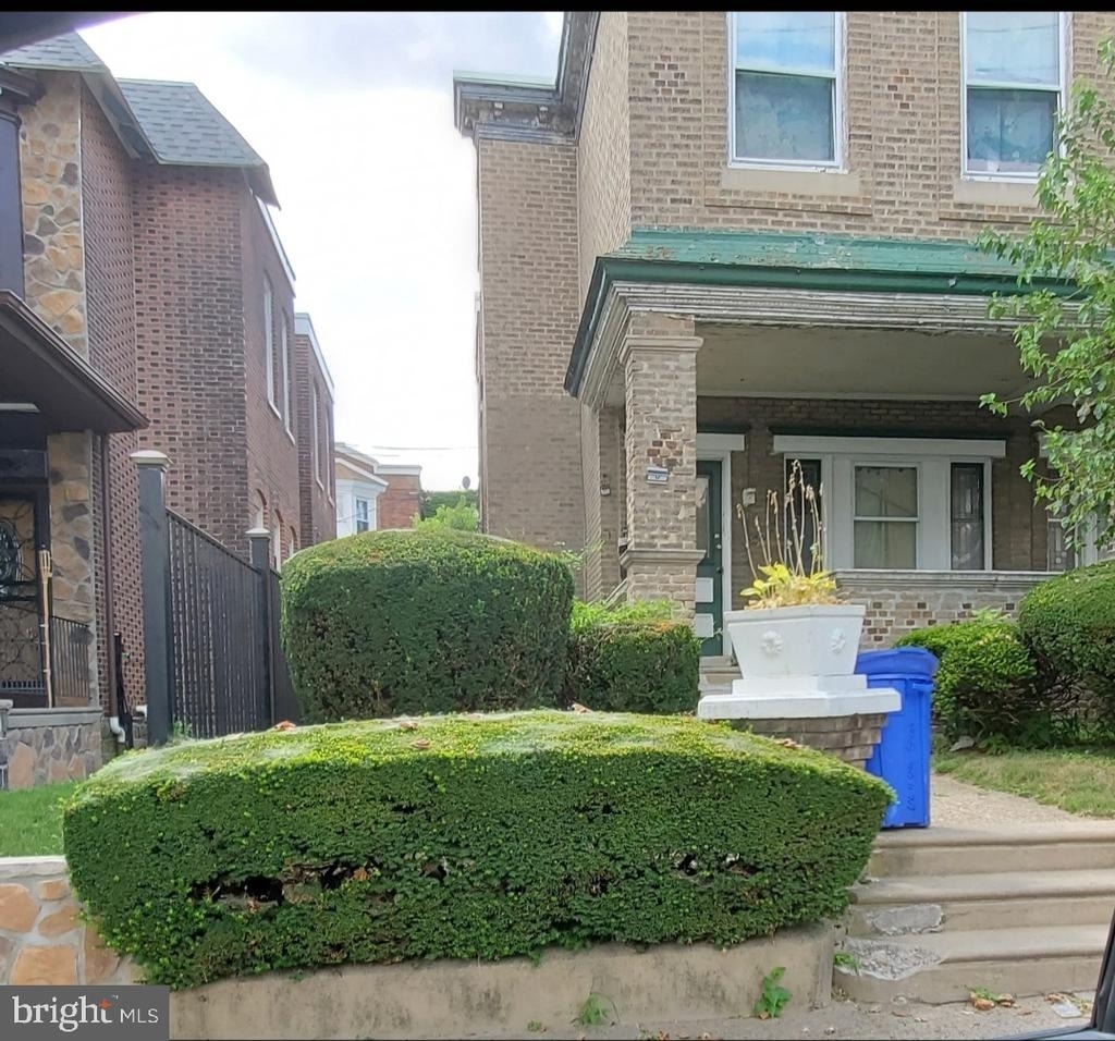 606 N 64th - Photo 0