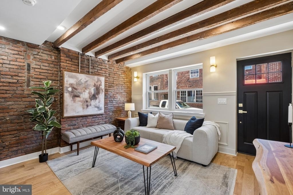 924 Cantrell Street - Photo 3
