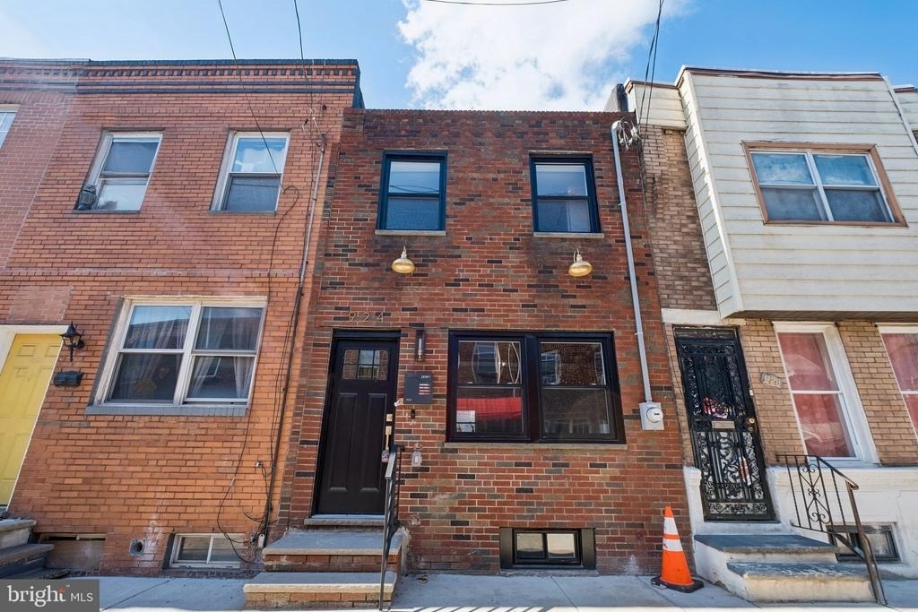 924 Cantrell Street - Photo 1