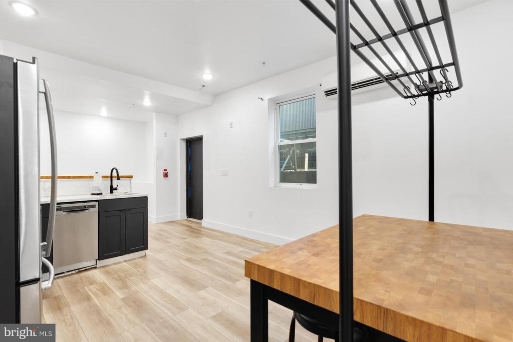 1153 N Front Street - Photo 6