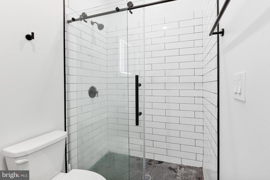 1153 N Front Street - Photo 5