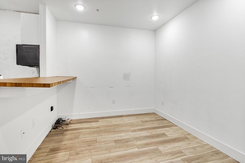 1153 N Front Street - Photo 9