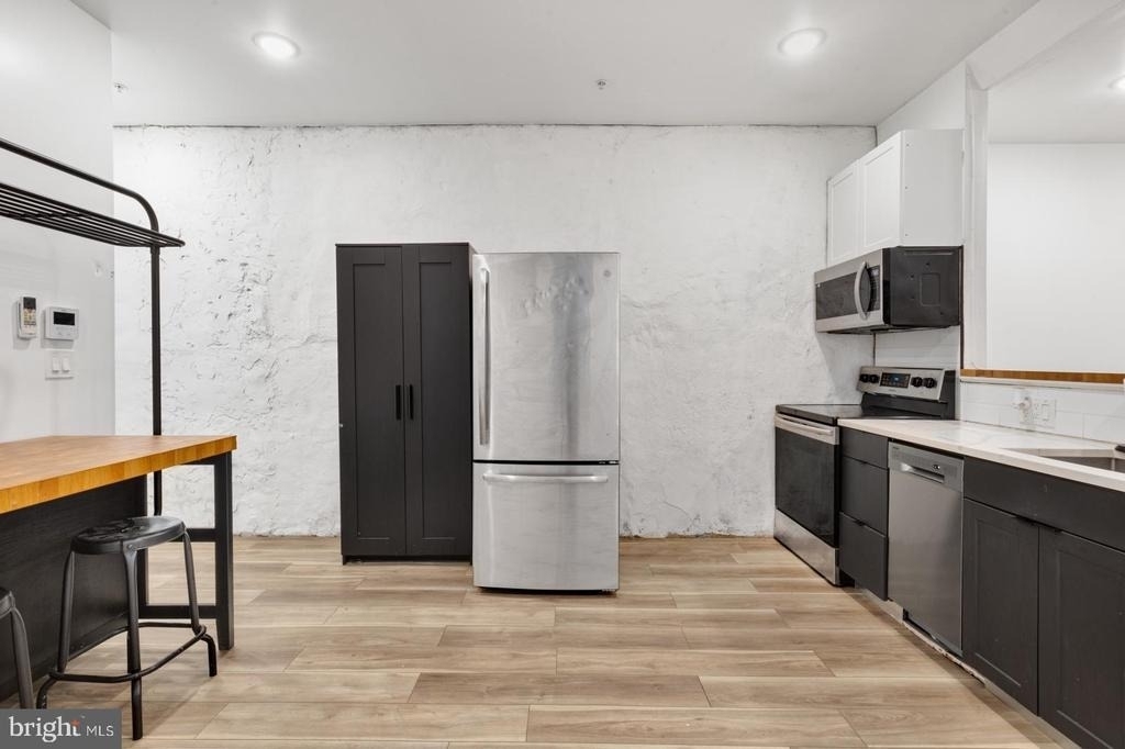 1153 N Front Street - Photo 1