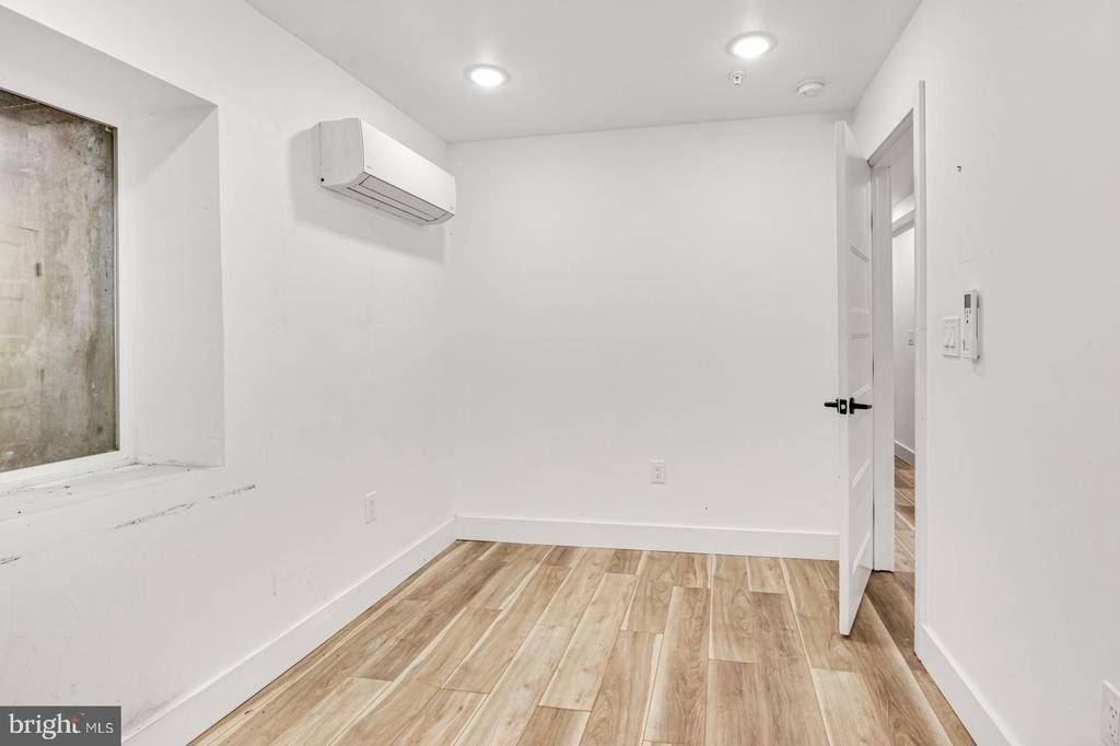 1153 N Front Street - Photo 21