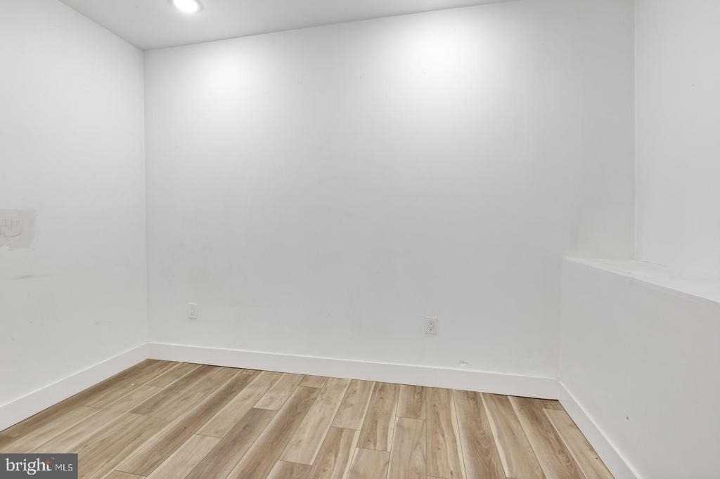1153 N Front Street - Photo 11