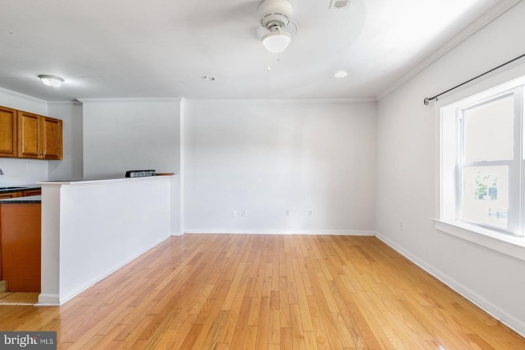 2024 Ridge Avenue - Photo 4