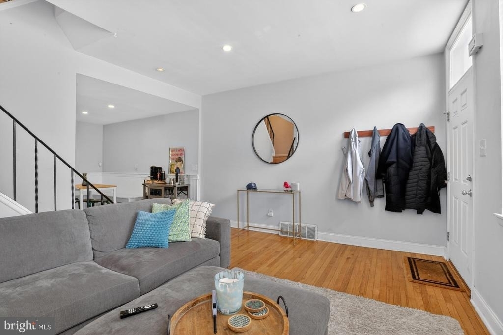 874 N 4th Street - Photo 4