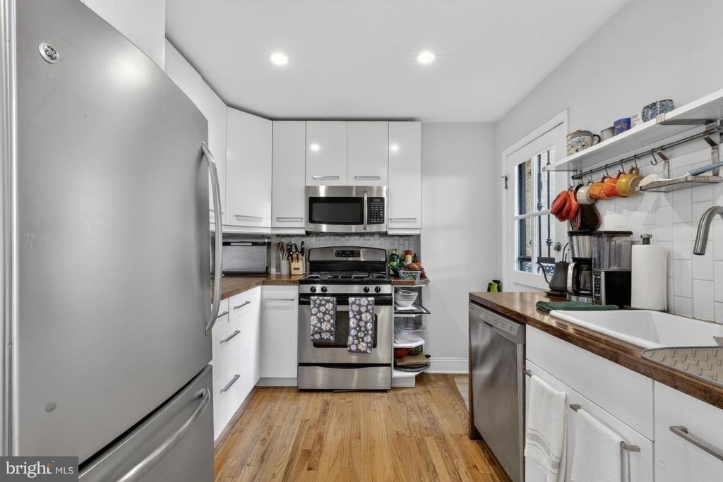 874 N 4th Street - Photo 7