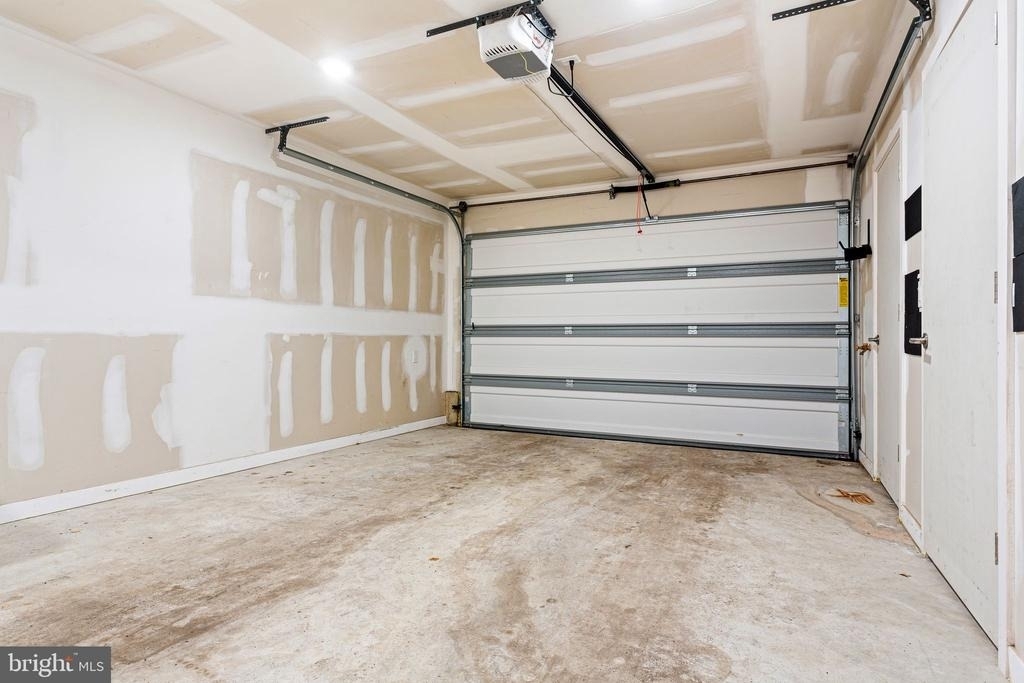 3121 Beach View Lane - Photo 30