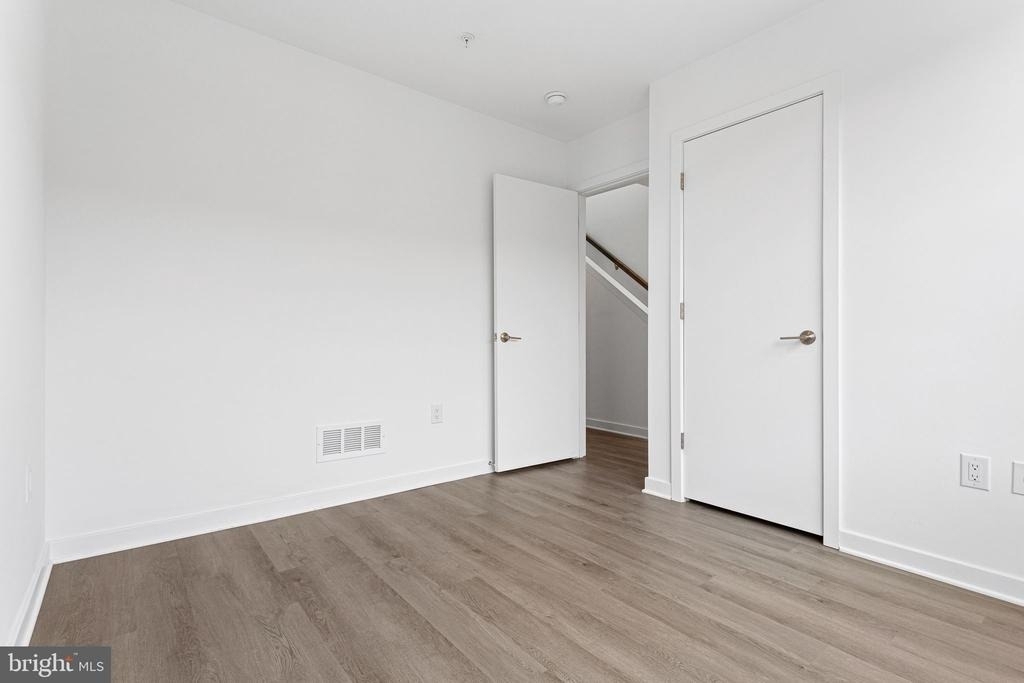 3121 Beach View Lane - Photo 17