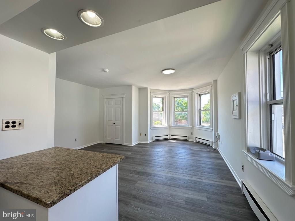 1117 W Main Street - Photo 1