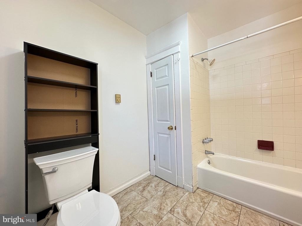1117 W Main Street - Photo 8