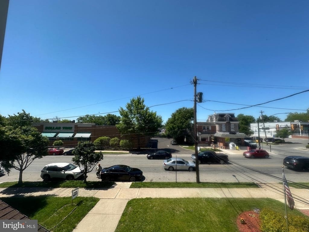 1117 W Main Street - Photo 4