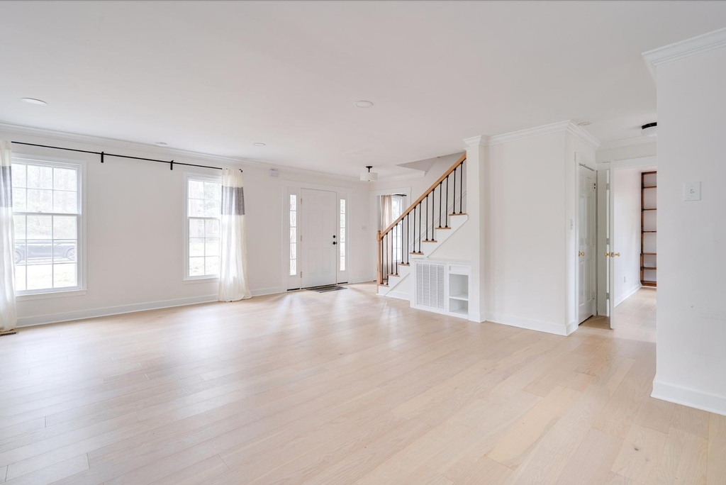 2437 Tilghman Circle - Photo 7