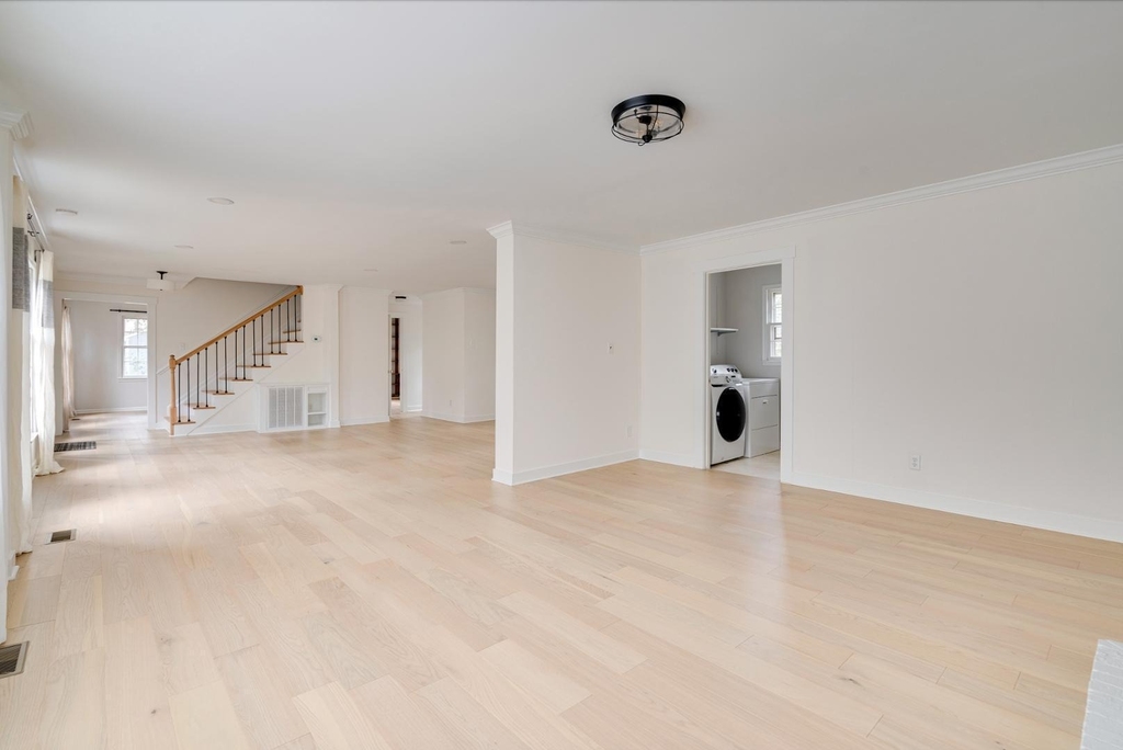 2437 Tilghman Circle - Photo 8