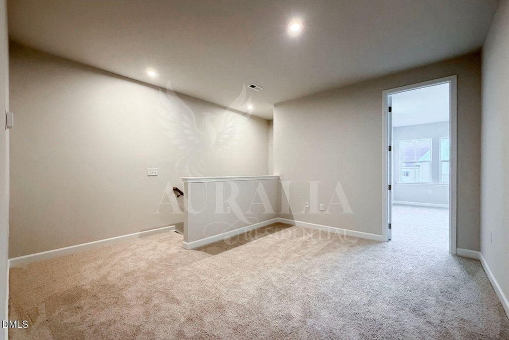 609 Callan View Avenue - Photo 35