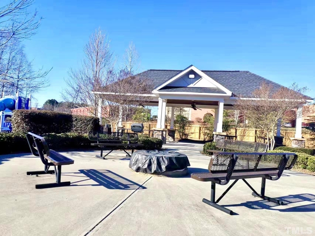 8008 Gilano Drive - Photo 39