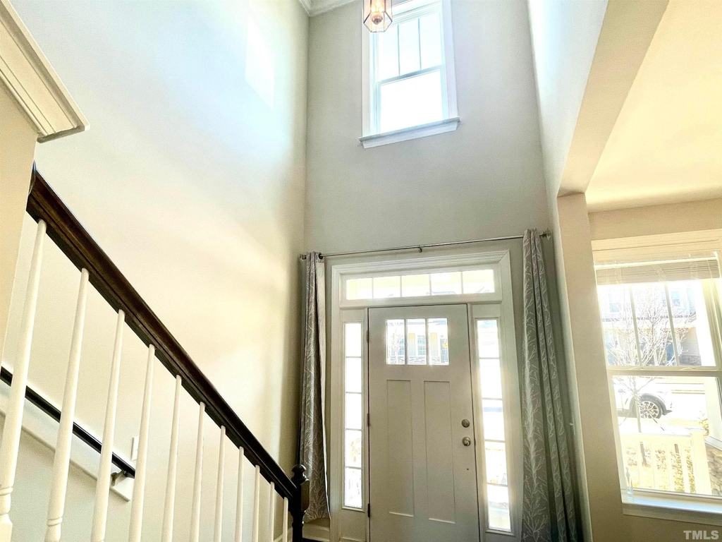 8008 Gilano Drive - Photo 4