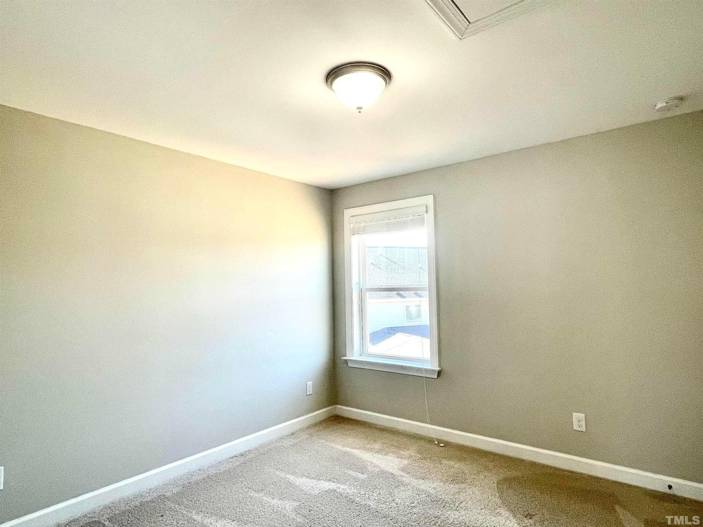 8008 Gilano Drive - Photo 31